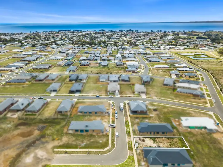 64 Duchess Drive, St Leonards VIC 3223