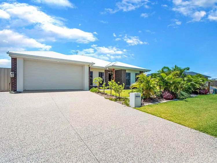 Second view of Homely house listing, 5 Yaringa Avenue, Pialba QLD 4655
