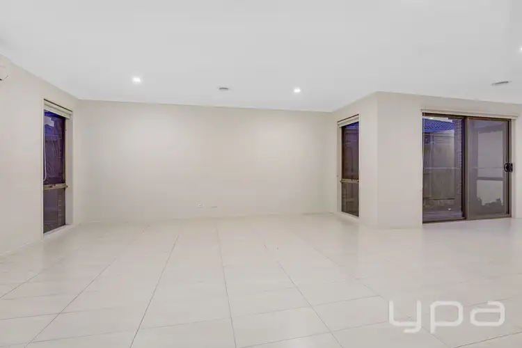 Seventh view of Homely house listing, 199 Saltwater Promenade, Point Cook VIC 3030