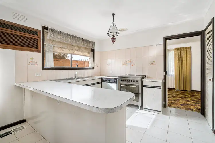 Fifth view of Homely house listing, 2 Myrtle Grove, Airport West VIC 3042