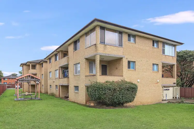 3/74 Wangee Road, Lakemba NSW 2195