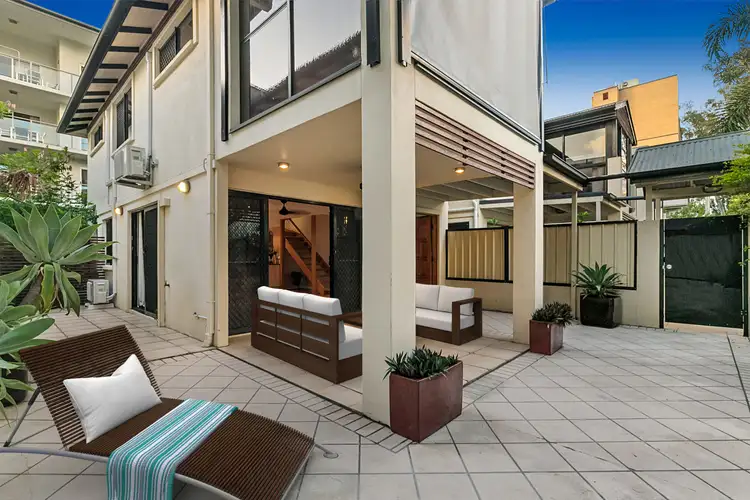 4/37 Sandford Street, St Lucia QLD 4067
