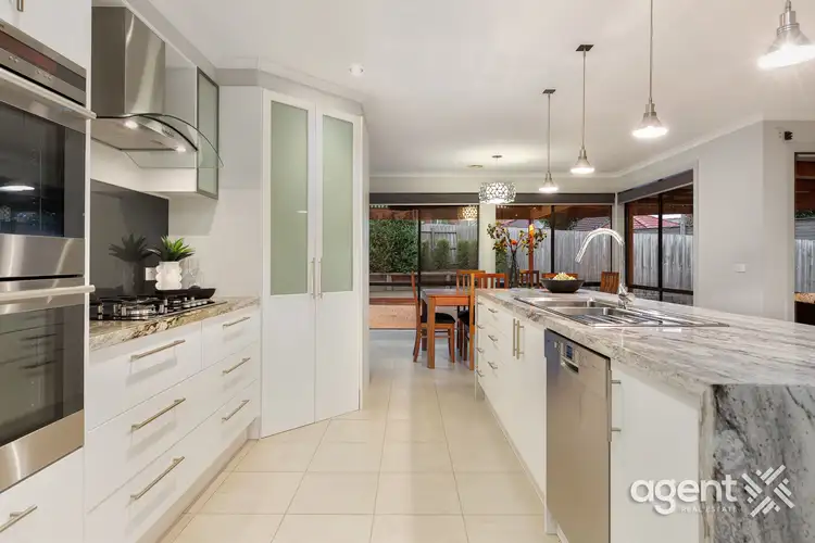 Fourth view of Homely house listing, 10 Blue Wren Place, Berwick VIC 3806