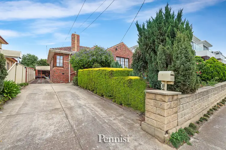 89 Deakin Street, Essendon VIC 3040