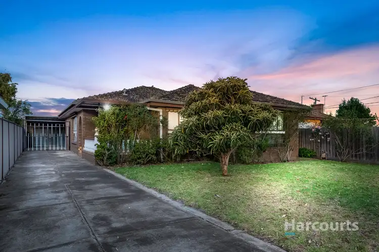 22 Rhodes Street, St Albans VIC 3021