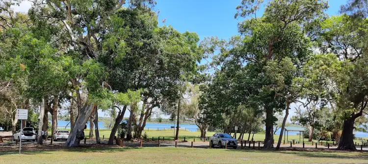 129 Sylvan Beach Esplanade, Bellara QLD 4507