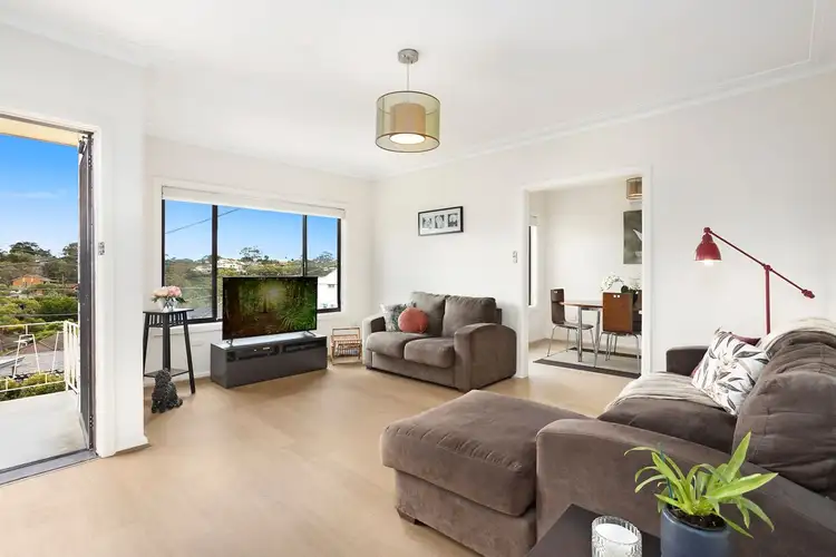Second view of Homely house listing, 2 Larool Place, Engadine NSW 2233
