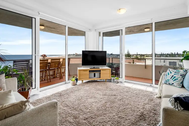 3b/13-14 North Esplanade, Glenelg North SA 5045