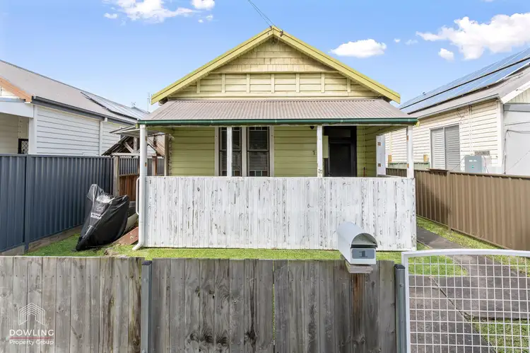 37 Braye Street, Mayfield NSW 2304