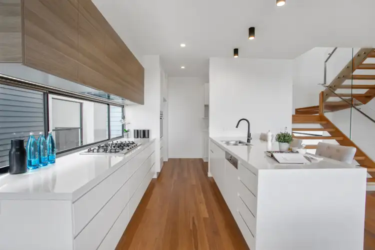 Fourth view of Homely semi-detached listing, 2/7 Marjorie Street, Mooloolaba QLD 4557