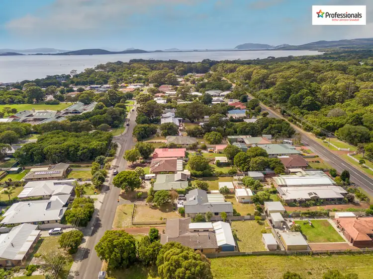 Fifth view of Homely house listing, 8 Gordon Street, Little Grove WA 6330