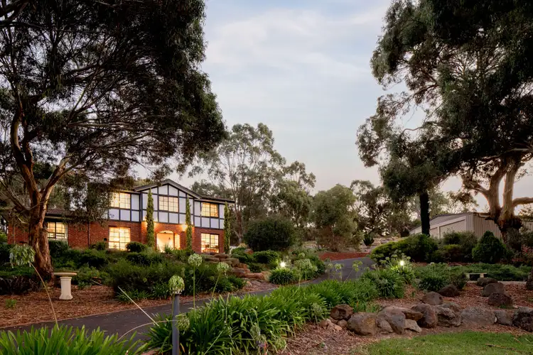 15 The Parkway, Sunbury VIC 3429