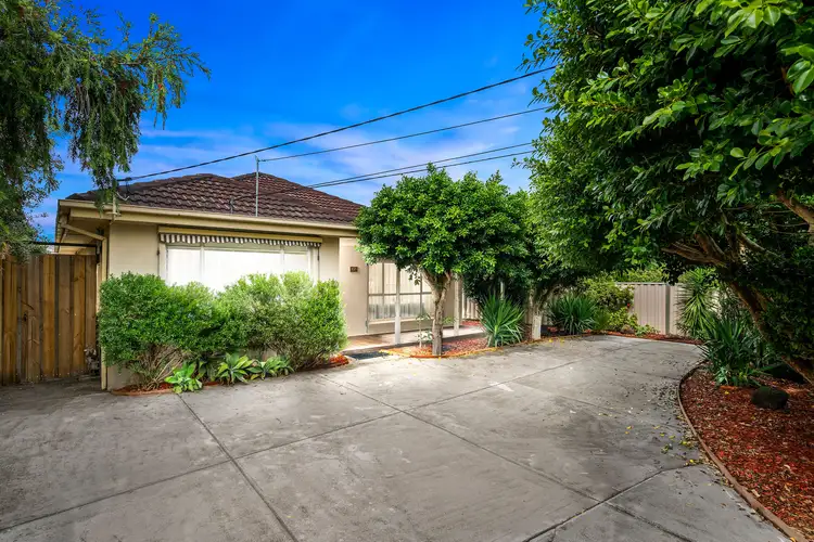 Main view of Homely house listing, 1/62 Quinn Grove, Keilor East VIC 3033