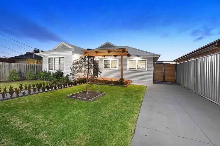 25 Ian Crescent, Airport West VIC 3042