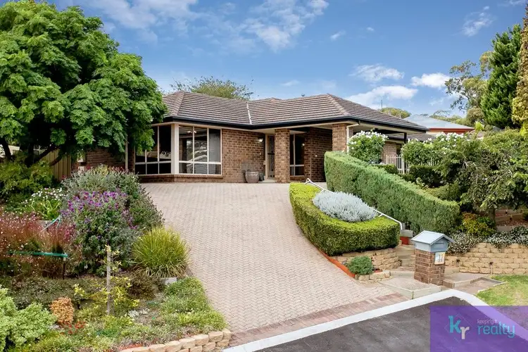 11 Highfield Drive, Aberfoyle Park SA 5159