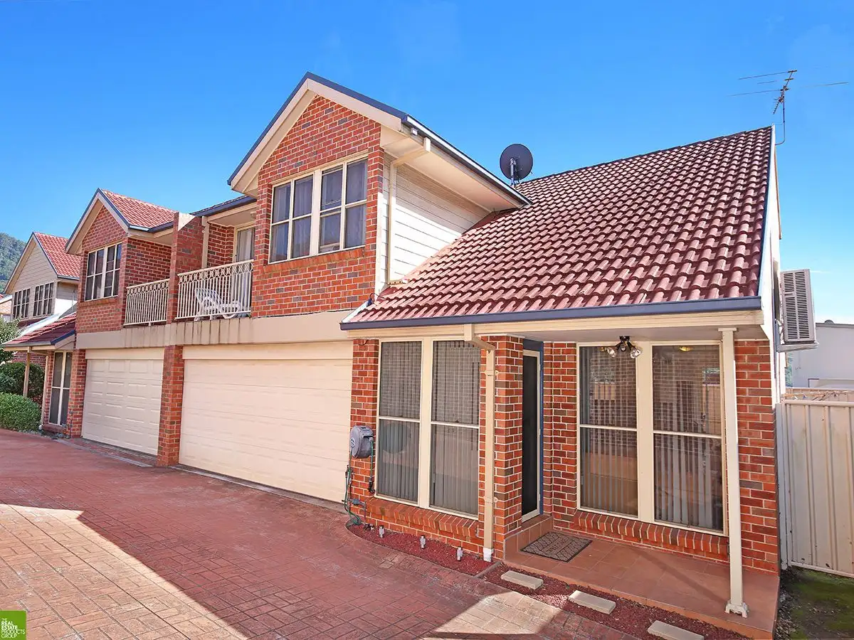 Main view of Homely townhouse listing, 19/60-62 Balmoral Street, Balgownie NSW 2519