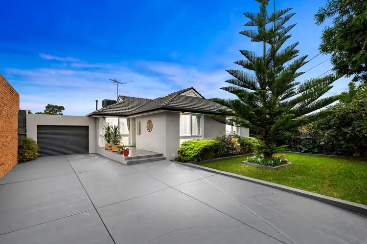 25 Eastleigh Avenue, Keilor East VIC 3033