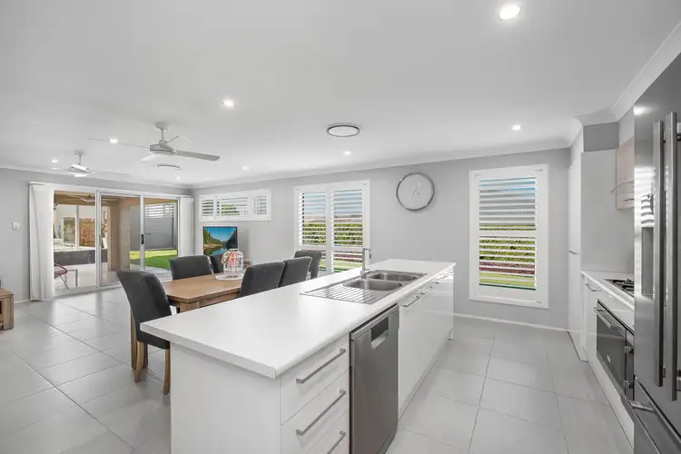 Sixth view of Homely house listing, 4a Avondale Drive, Thornton NSW 2322