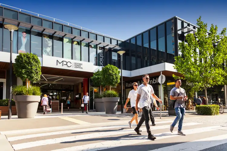 Fifth view of Homely unit listing, 4/16 Vanberg Road, Essendon VIC 3040