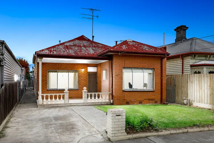 87 Roseberry Street, Ascot Vale VIC 3032