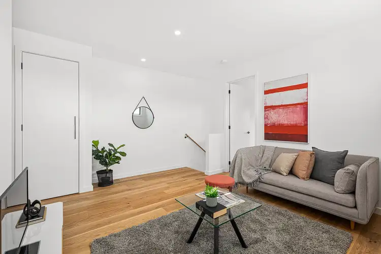 Sixth view of Homely house listing, 5 Carey Court, Keilor East VIC 3033