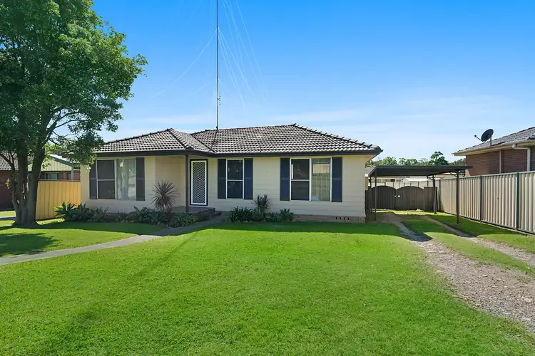 Main view of Homely house listing, 33 Evelyn Crescent, Thornton NSW 2322