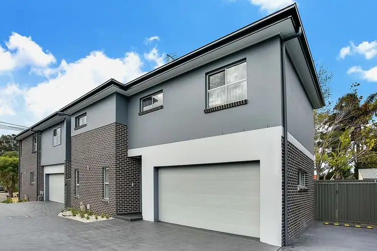 2/82 Cox Av, Penrith NSW 2750