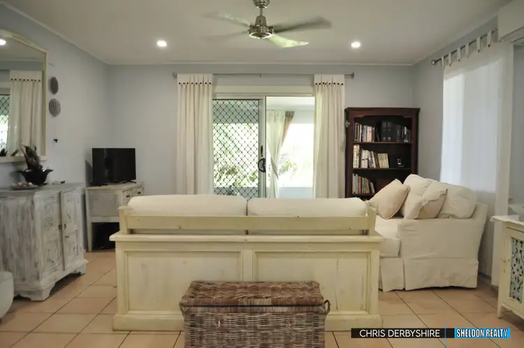 Fifth view of Homely house listing, 28 Oak Street, Holloways Beach QLD 4878
