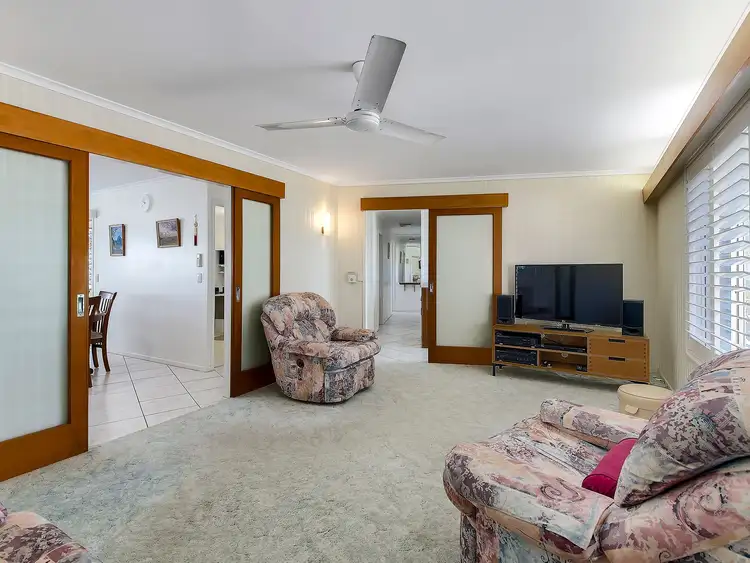 Fifth view of Homely house listing, 2 Lurneah Crescent, Ferny Hills QLD 4055