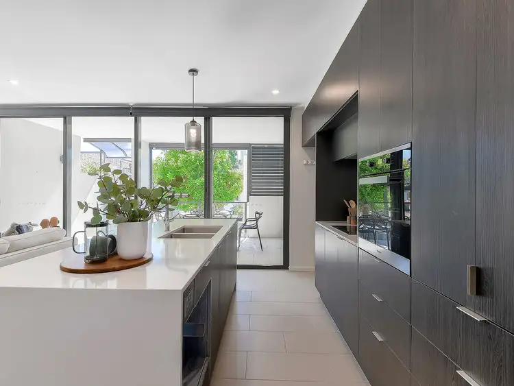 Sixth view of Homely apartment listing, 1/61 Kent Street, Hamilton QLD 4007