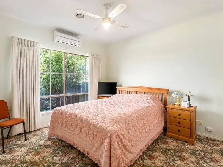 Fifth view of Homely unit listing, 81A York Street, Strathmore VIC 3041