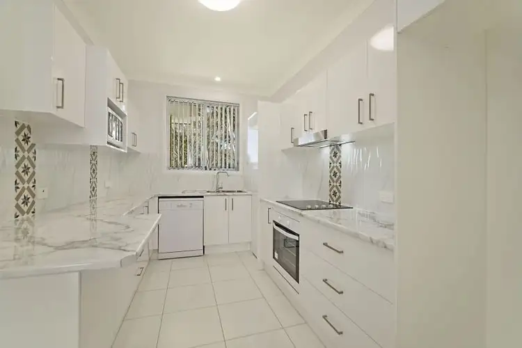 Third view of Homely semi-detached listing, 1/11 Conder Crescent, Metford NSW 2323
