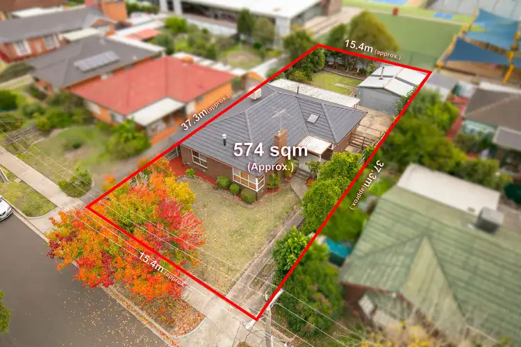 Second view of Homely house listing, 2 Carey Court, Keilor East VIC 3033