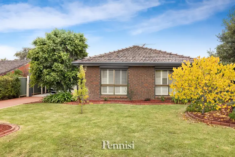 4 Wakatipu Court, Taylors Lakes VIC 3038