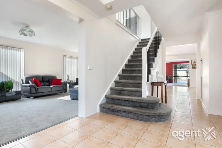 Second view of Homely house listing, 11 Mcilwraith Court, Berwick VIC 3806