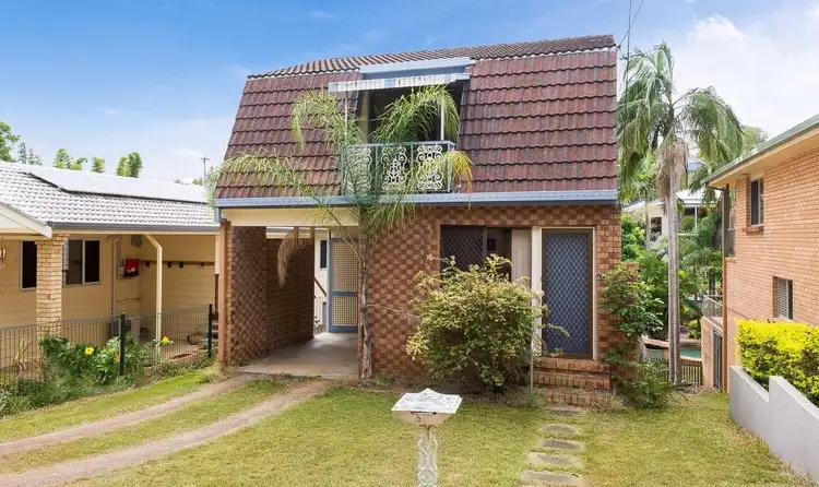66 Woodville Place