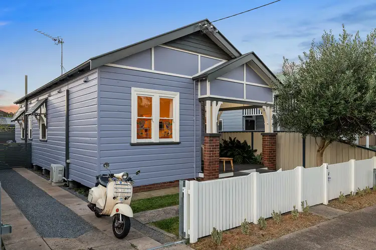 4 Barclay Street, Mayfield NSW 2304