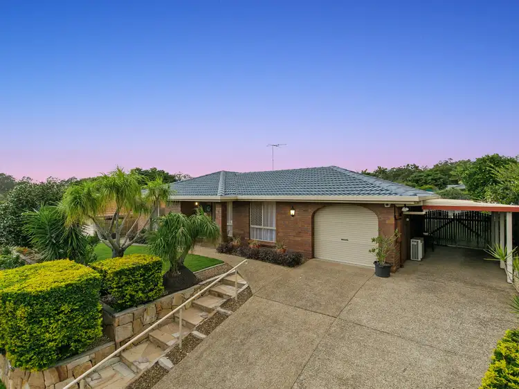 4 Sheringham Place, Tingalpa QLD 4173