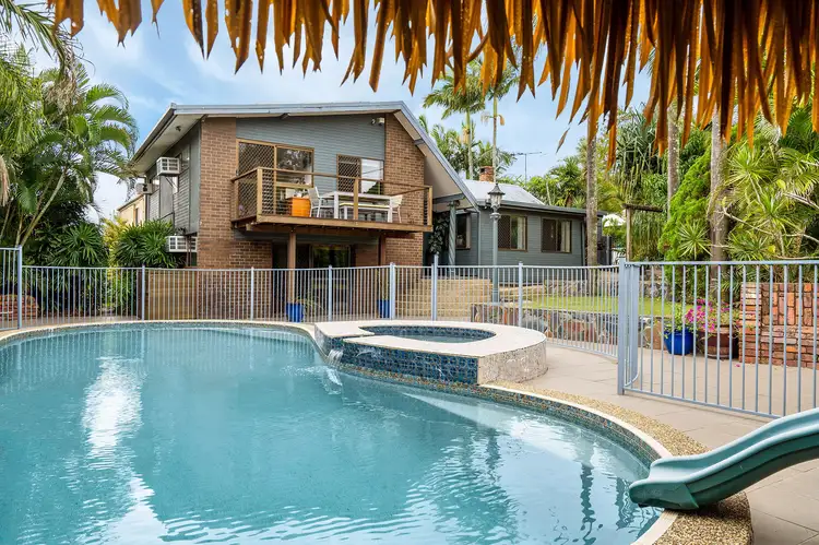 42 Dennis Road, Springwood QLD 4127