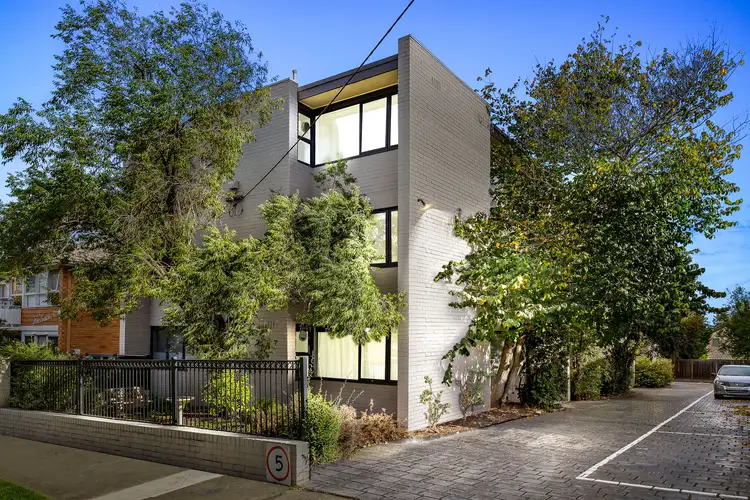 4/25 Daisy Street, Essendon VIC 3040