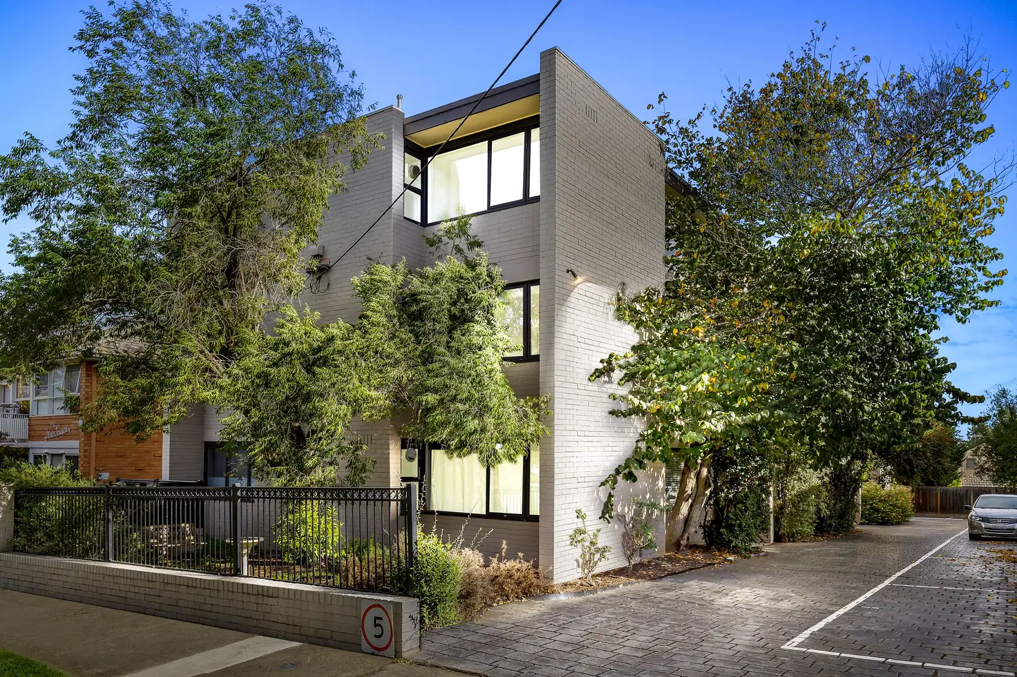 Main view of Homely flat listing, 4/25 Daisy Street, Essendon VIC 3040