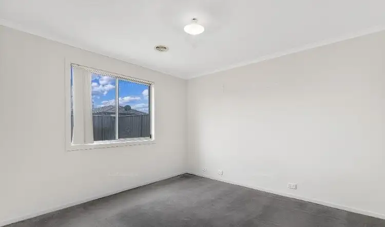 Fifth view of Homely house listing, 3 Stapehill Court, Deer Park VIC 3023