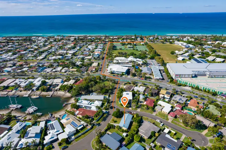 Second view of Homely house listing, 2 Allambie Court, Buddina QLD 4575