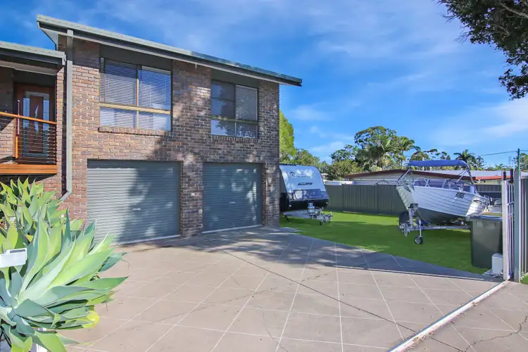 55 John Street, Scarness QLD 4655