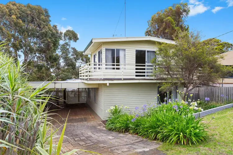 19 Mermaid Avenue, Ocean Grove VIC 3226