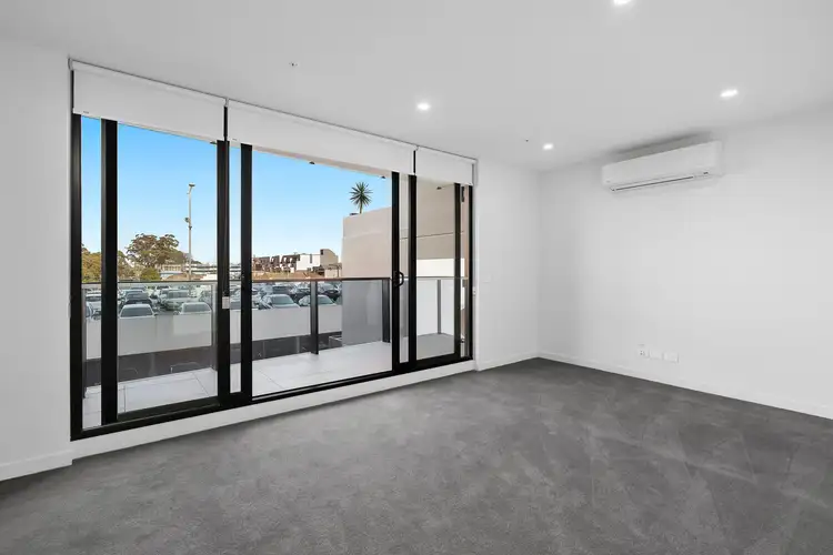 220/8 Railway Road, Cheltenham VIC 3192