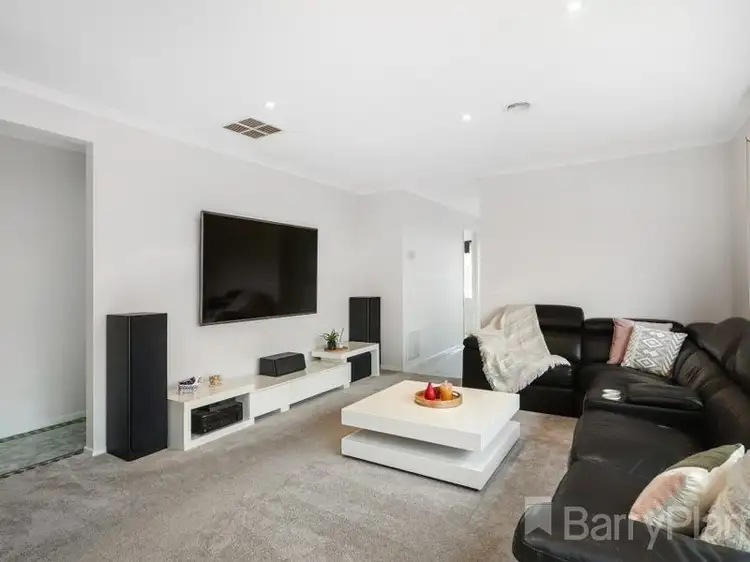 Fifth view of Homely house listing, 2 Fielders Walk, Westmeadows VIC 3049