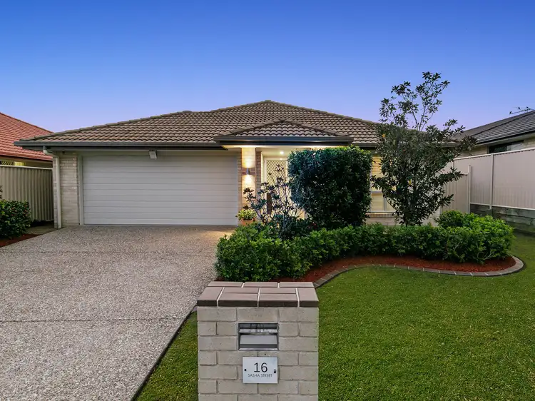 16 Sasha Street, Wynnum West QLD 4178