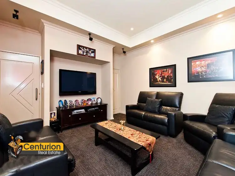 Fifth view of Homely house listing, 10 Knox Cove, Wilson WA 6107