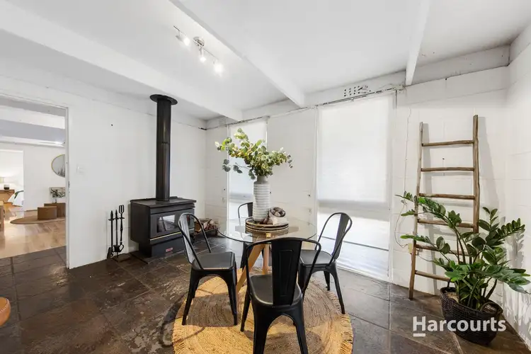 Fifth view of Homely house listing, 2 Odell Close, Deer Park VIC 3023